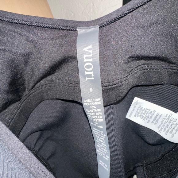 Vuori Ribbed Ruched Tank - Picture 4 of 4